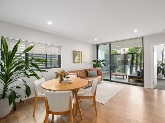 5/33 Sword Street, Woolloongabba QLD 4102 - Apartment For Rent | Domain - Photo 1