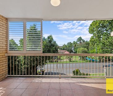 2/21 Blake Street, Wooloowin QLD 4030 - House For Rent | Domain - Photo 6