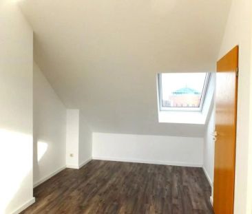 Sofort bez.-freie lichtdurchflutete Maisonettewohnung nebst TG-Plat... - Photo 4