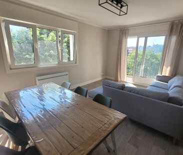 Location Appartement 3 pièces 65m² MAUBEUGE 59600 - Photo 2