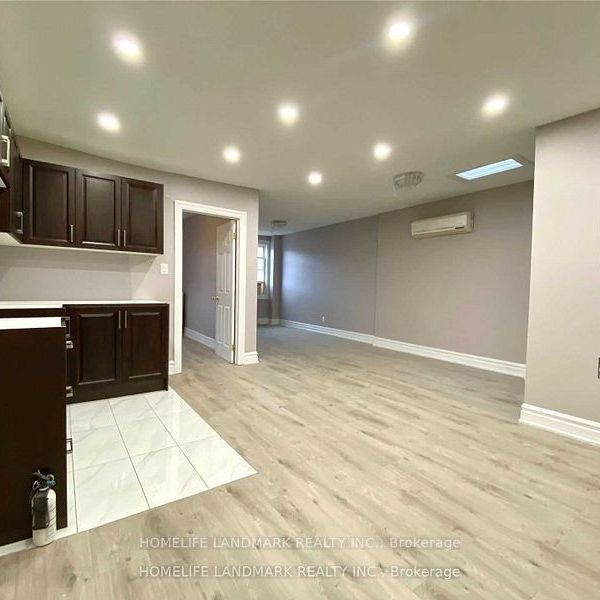 For Lease - 2428 Bloor Street Unit# 2nd, Toronto, Ontario - Photo 1