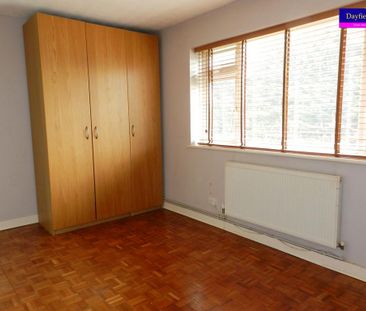 2 bedroom maisonette to rent - Photo 2