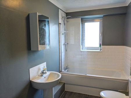 Compass House, Plymouth, PL4 - Photo 5