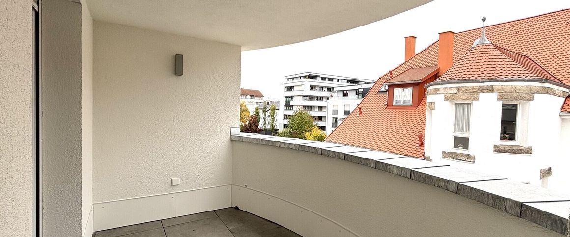 Moderne 3-Zimmer-Wohnung mit EBK, Loggia & großem Wohn-/Essbereich - Photo 1