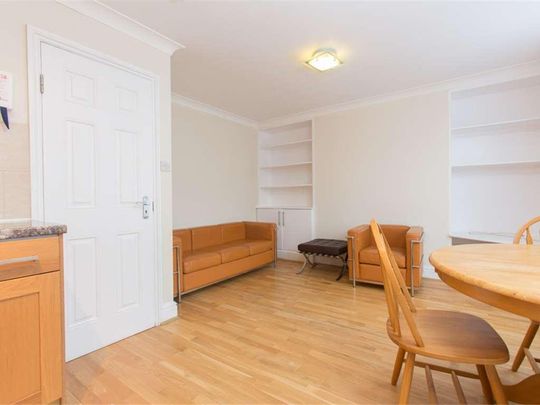 2 bedroom flat to rent - Photo 1