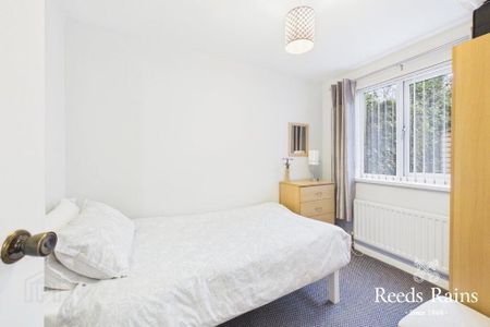 1 Hampton Gardens, Ormeau, Belfast, BT7 3DF - Photo 4