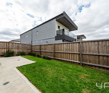 The Perfect Townhouse! - Photo 3