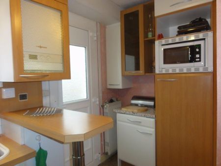 Location Appartement 3 pièces 54m² LE CREUSOT 71200 - Photo 5