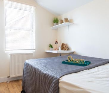 6 bedroom house to rent - Photo 3