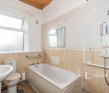 2 bedroom terraced house to rent - Photo 4