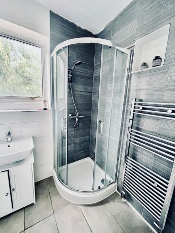 Room in a Shared House, Norbury Crescent, SW16 - Photo 5