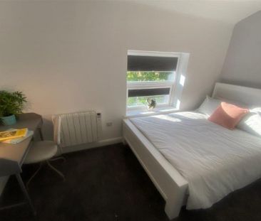 5 bedroom apartment to rent - Photo 1
