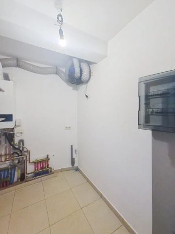 Appartement met 2 slpks en autostandplaats - Photo 5