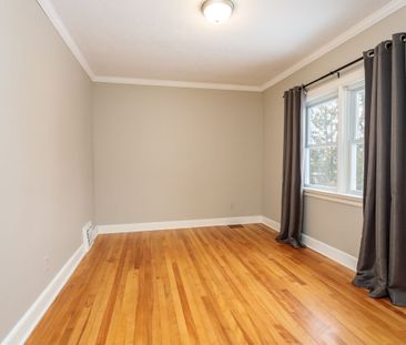 For Lease - 225 PLEASANT PARK Road, Alta Vista and Area, Ontario - Photo 1