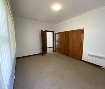 Two-Bedroom Home in Prime Mount Stuart Location - Photo 2