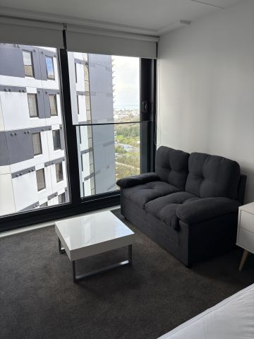 For Rent - Affordable Studio - Photo 5