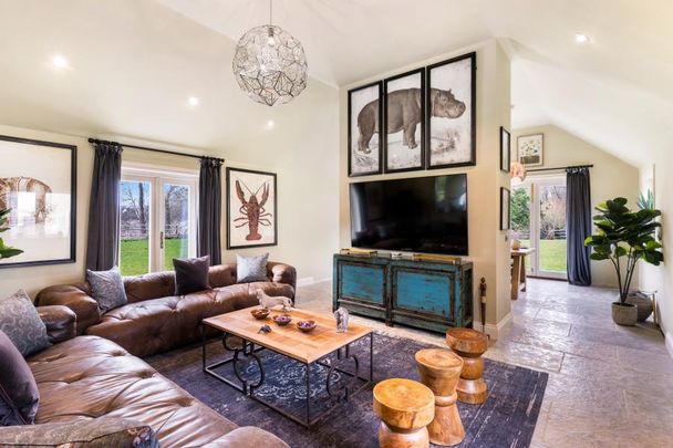 3 bedroom barn to rent - Photo 1