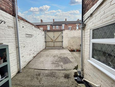 Loraine Terrace, Lemington, Newcastle upon Tyne, Tyne and Wear, NE15 8EA - Photo 4