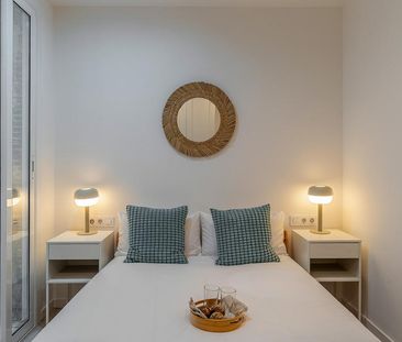Cosy 1-Bedroom Apartment with Separate Study in Eixample - Photo 3