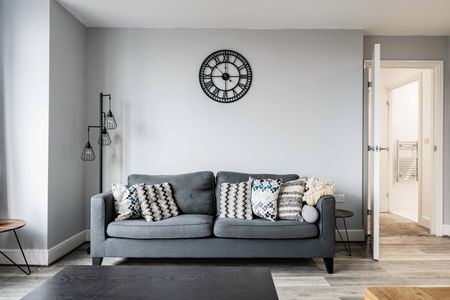 Prince Of Wales Road, Norwich - Photo 3