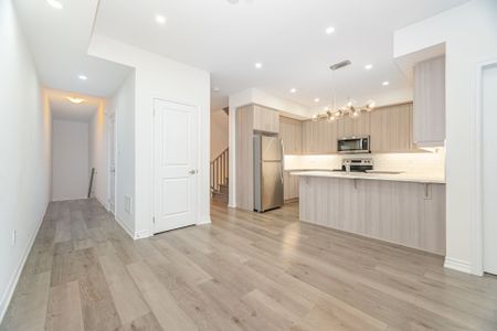 For Lease - 30 Woodstream Drive Unit# 14, Toronto, Ontario - Photo 2