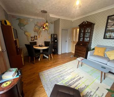 3 bedroom semi-detached house to rent - Photo 5