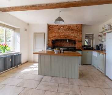 7 bedroom detached house to rent - Photo 4