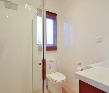 40 NILPENA AVENUE, Park Holme SA 5043 - House For Rent | Domain - Photo 5