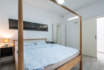 Alquiler en San Eugenio: Piso Amplio con Gran Terraza – 0067-04576