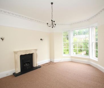 3 bedroom flat to rent - Photo 1