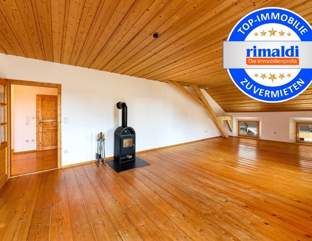 Großzügige DG-Whg. (120 m²) mit Schwedenofen & Balkon - Foto 1