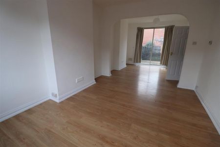3 BED Detached house To rent - Photo 2
