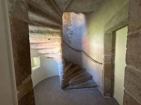 House - Photo 2