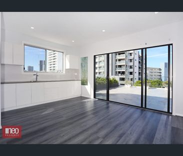 Elegant Single-Level Retreat - Photo 1