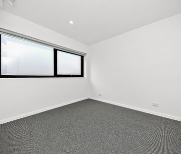 4,7/2 Howard Court, Clayton - Photo 3