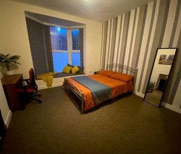 4 bedroom house share to rent - Photo 4