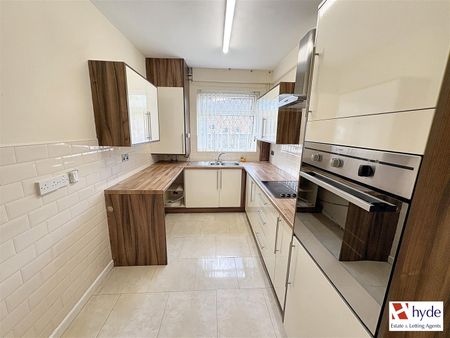 London Close, Wigan, WN5 0QQ - Photo 3