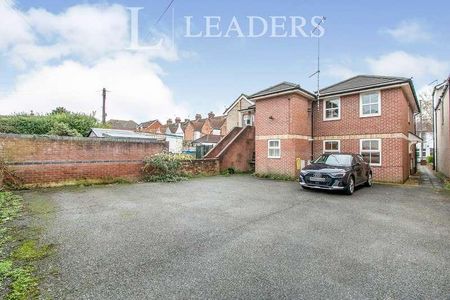 Longfleet Road, Poole, BH15 - Photo 4
