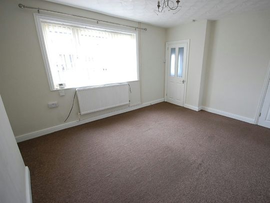 Semi-detached house to rent on - Photo 1