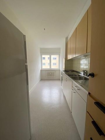 Attraktive und helle 3-Zimmerwohnung im 2. Obergeschoss zu vermieten - Photo 2
