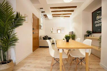 Carrer de Guàrdia, Barcelona, Catalonia 08001 - Photo 3