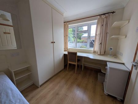 1 bedroom semi-detached house to rent - Photo 4