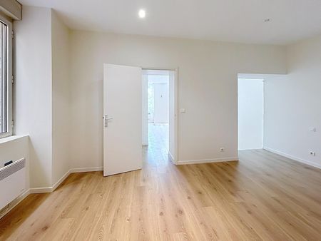 Location Appartement 2 pièces 65m² NARBONNE 11100 - Photo 4