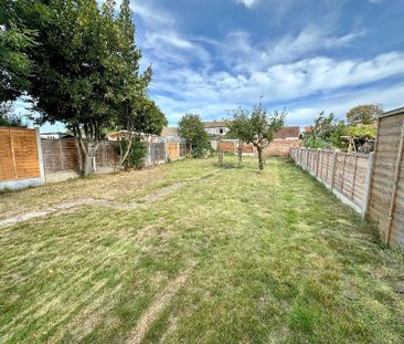 2 bedroom semi-detached house to rent - Photo 6
