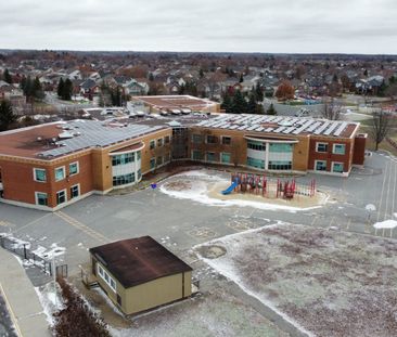 For Lease - 135 STONEWAY Drive, Barrhaven, Ontario - Photo 2