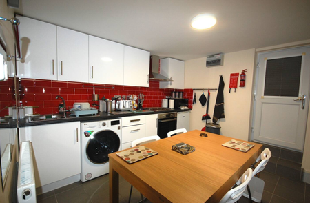 Studio to rent - Photo 5