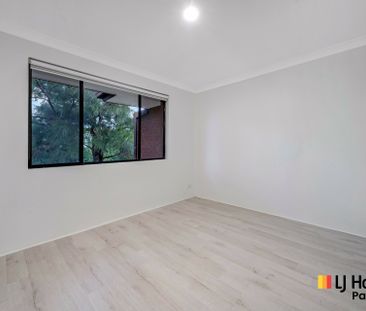 2-Bedroom Modern Apartment in Prime Location - Photo 1