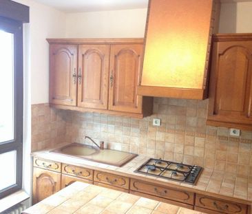 Location Appartement 4 pièces 68m² SARREGUEMINES 57200 - Photo 5