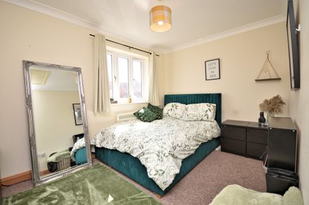 Jewel Close, Briston - Photo 5