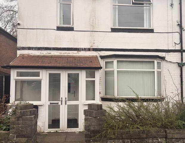 3 bedroom semi-detached house to rent - Photo 1